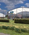 Bâtiment et préau couvrant des terrains de padel