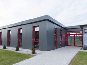 Trainingszentrum in Modulbauweise