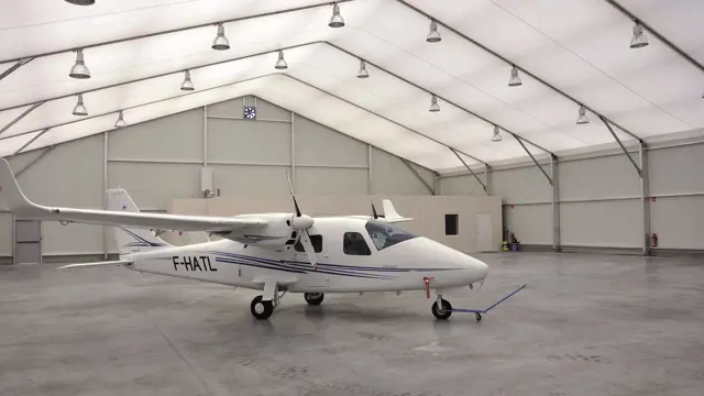 Lagerzelt für Flugzeug